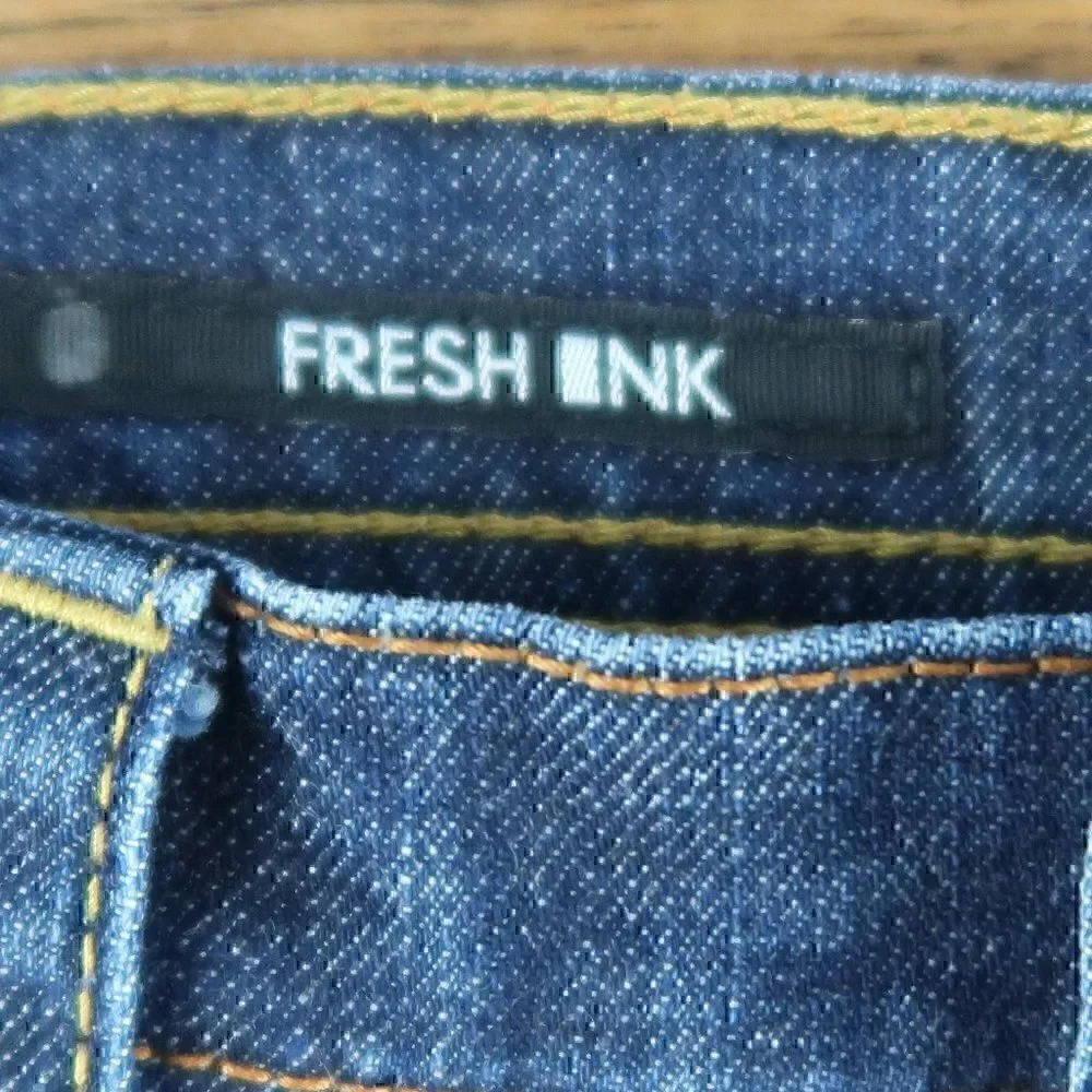 FRESH INK DARK WASH BLUE DENIM MINI SKIRT SIZE 28